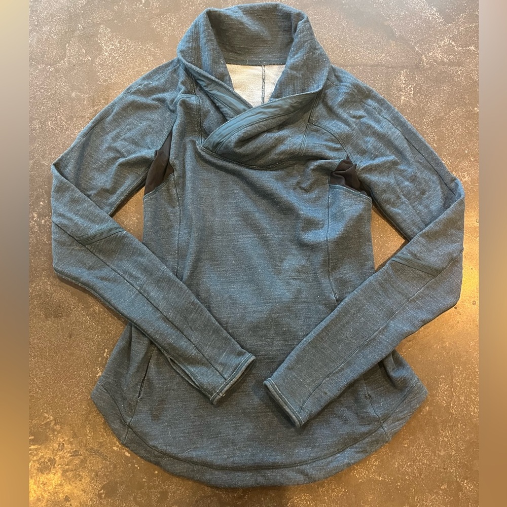 LULULEMON Shawl Collar Pullover Hoodie - Size 4